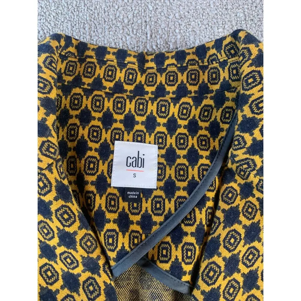 Cabi Standout Kensinggton Proper Blazer & Skirt Set Gold Navy Medallion Small